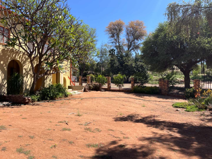 4 Bedroom Property for Sale in Keimoes Northern Cape